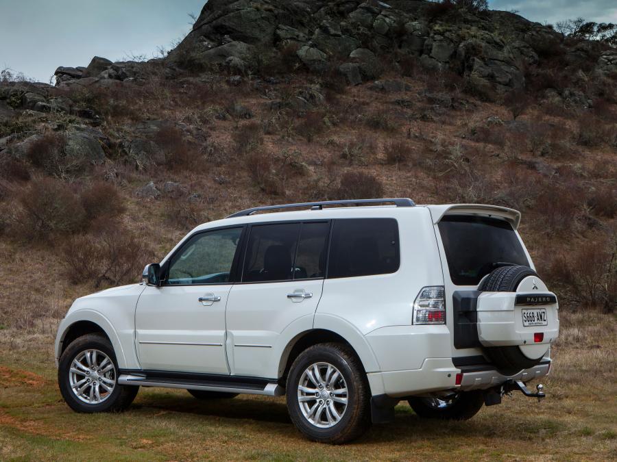  Mitsubishi Pajero 5-Door 2011 года  (AU) (фото 6 из 20)